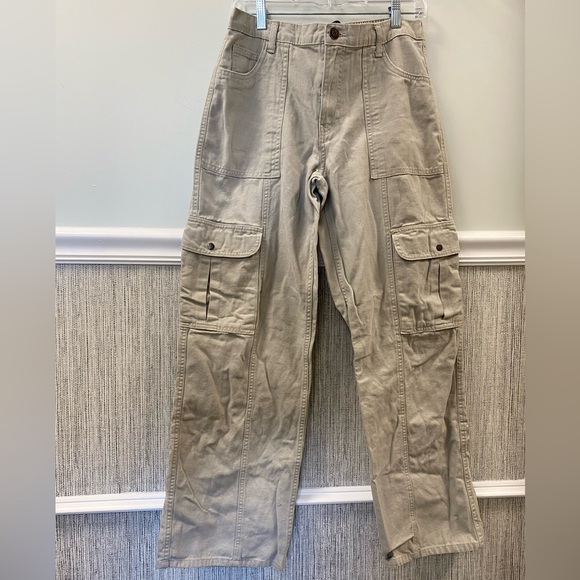 Aeropostale size medium women’s cargo pants. - Picture 8 of 8